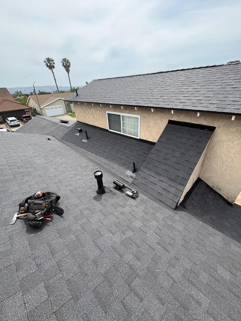Roofing contractor in Chino Hills