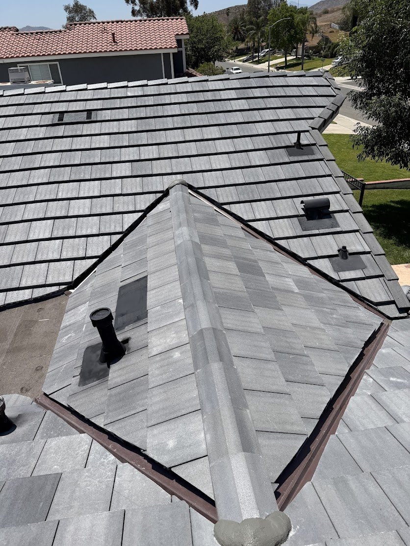 GAX Roofing crew on urgent repair