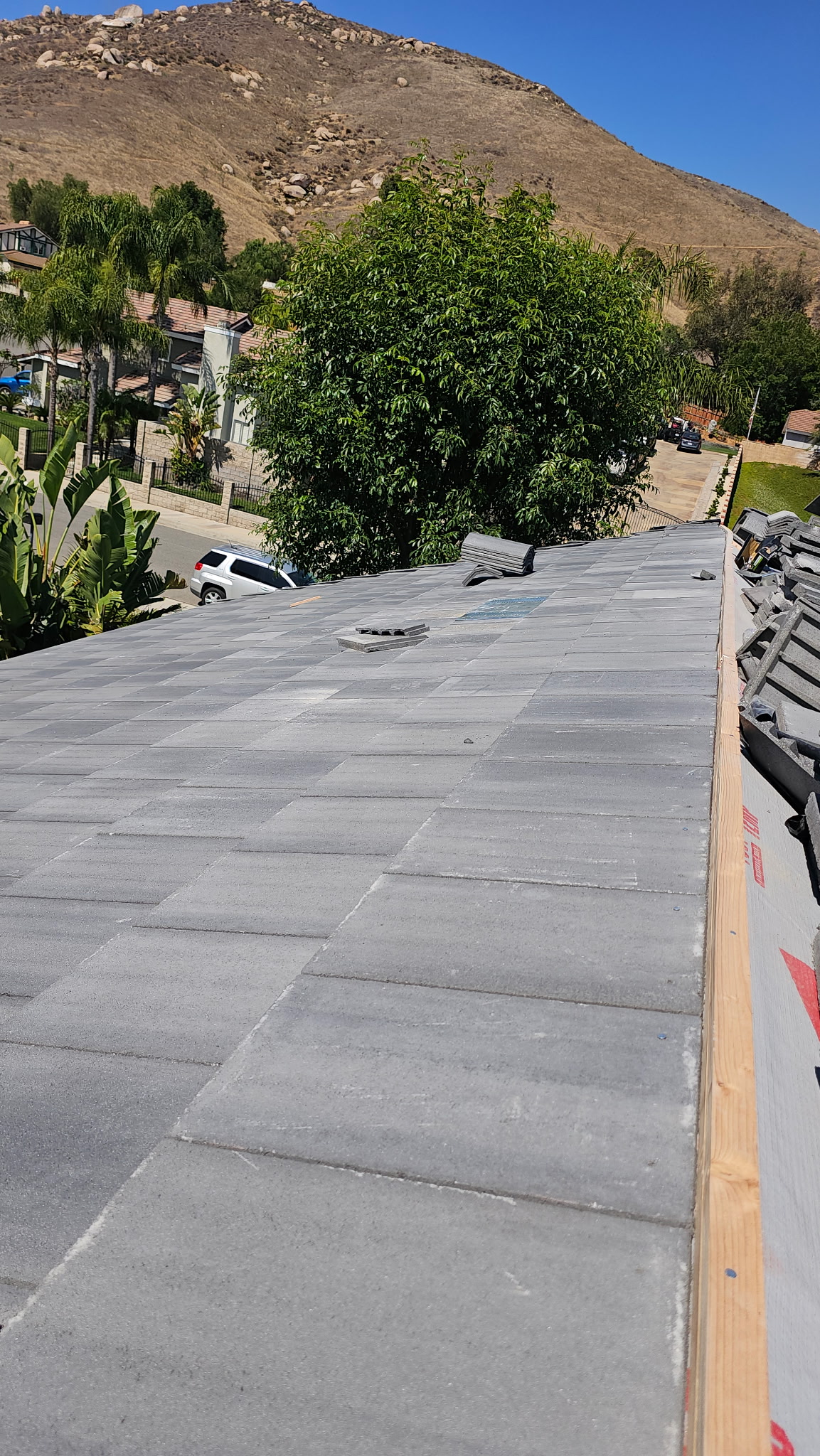 Roofing contractor in Whittier